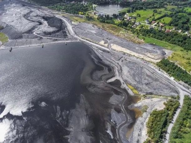 礦業(yè)消泡劑應(yīng)用場(chǎng)景圖